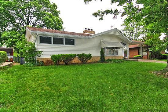 2nd image of 1832 Woodlawn Ave