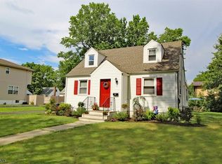 511 Oakwood Ave, Roselle Park, NJ 07204