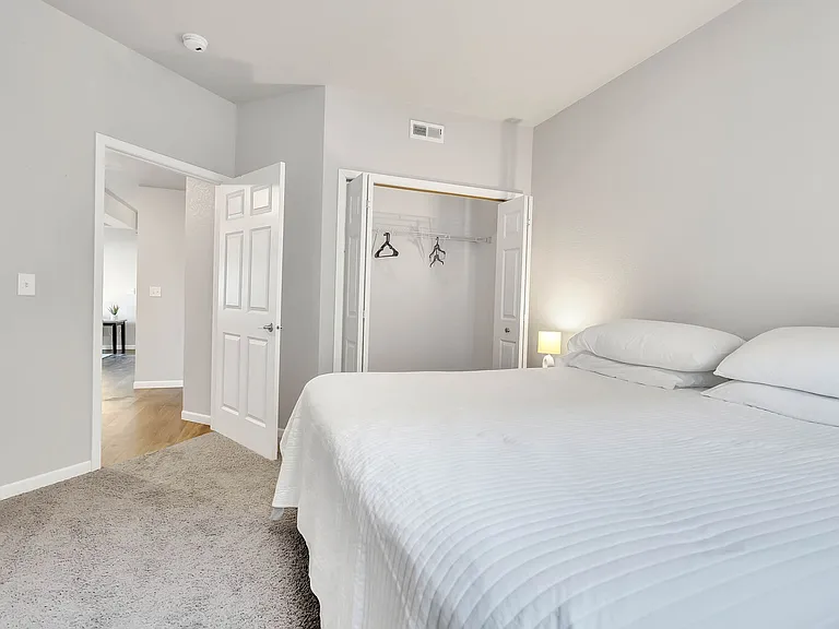 Willow Falls Apartments — Photo 3