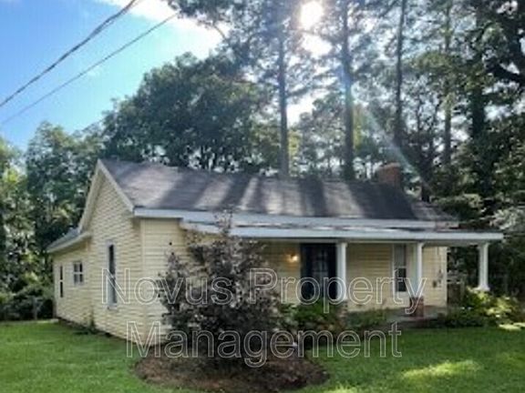 2nd image of 615 N Aycock St