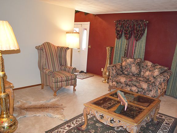 5th image of 1410 Monticello Ln
