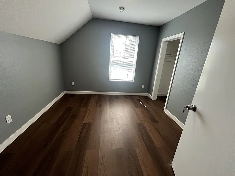 620 S 35th St #A — Photo 12
