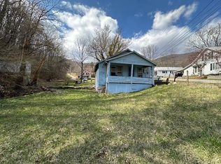 164 Cardwell Town, Saltville, VA 24370