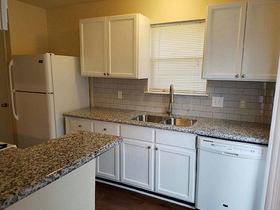 Fridge included w/rental