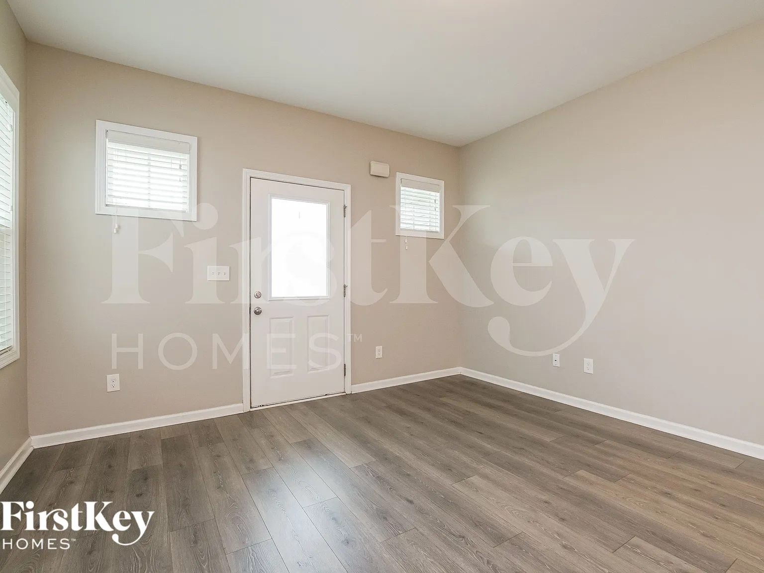 3 bed, 2.0 bath, 1134 sqft, $1,880 — Photo 3