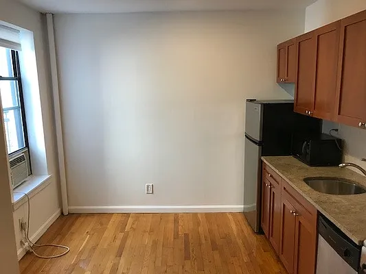 Rented by Bold New York | media 11