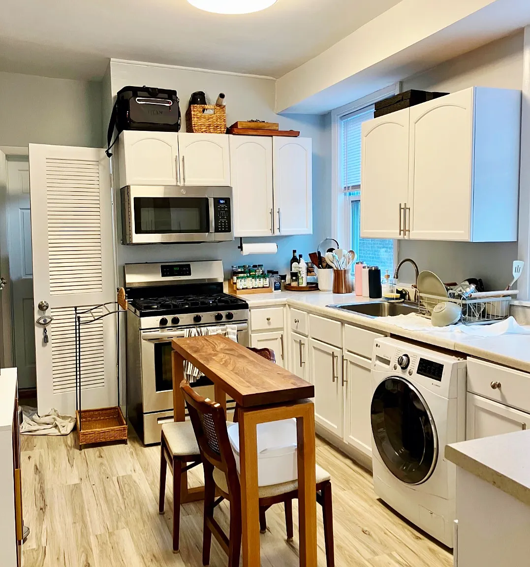 2 bed, 950 sqft, $2,395 — Photo 2