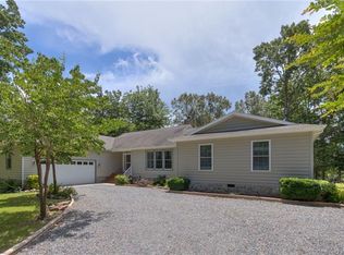 60 Witch Duck Ct, Heathsville, VA 22473