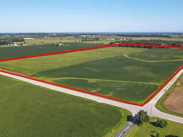 Elm Rd, Hilbert, WI 54129