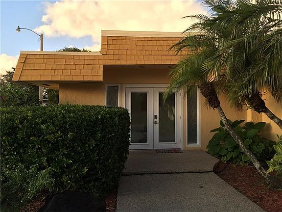2nd image of 5112 Banyan Ln