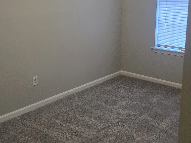 149 Wexford Dr E — Photo 11
