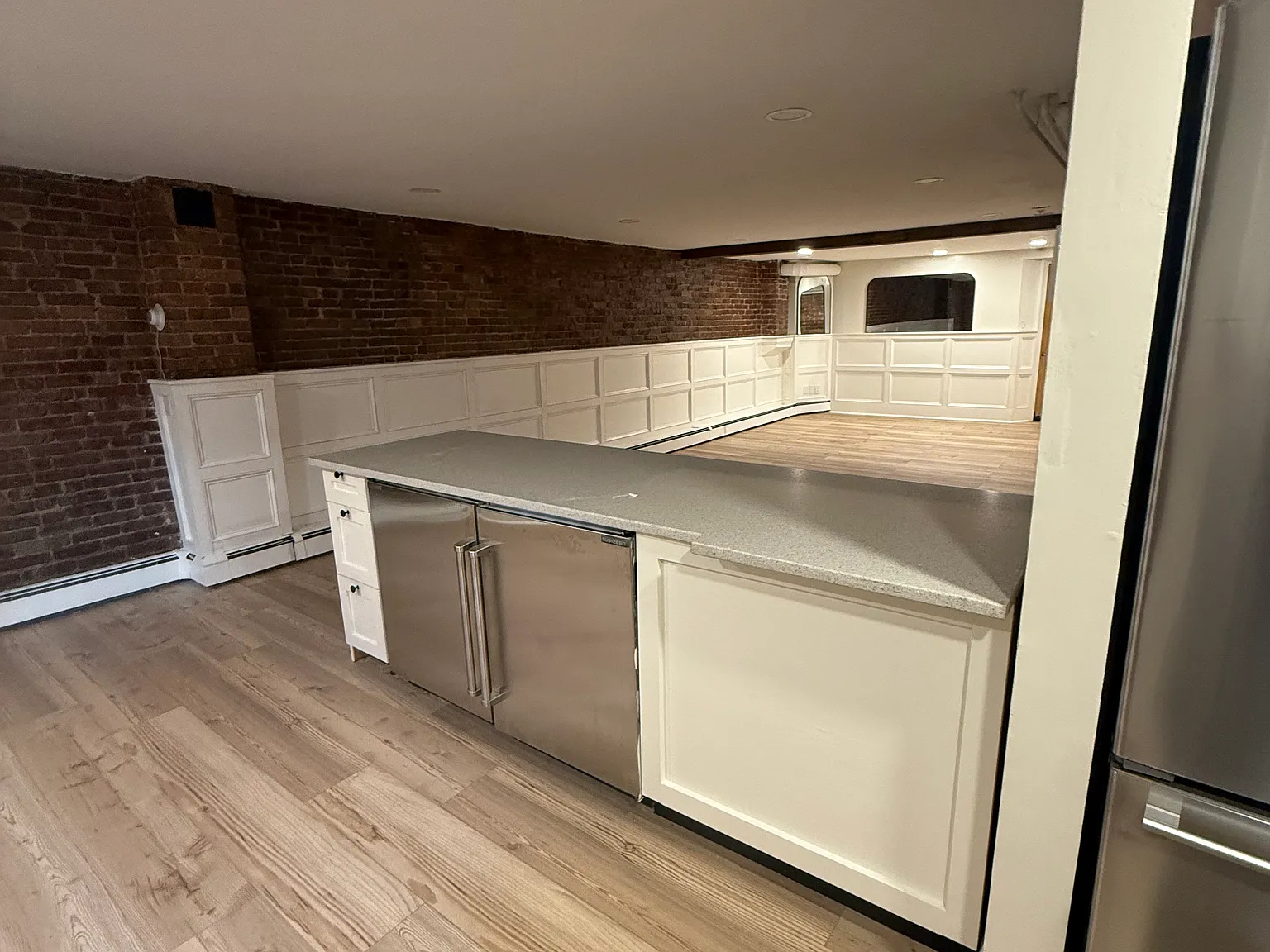 Studio, 700 sqft, $3,000 — Photo 4