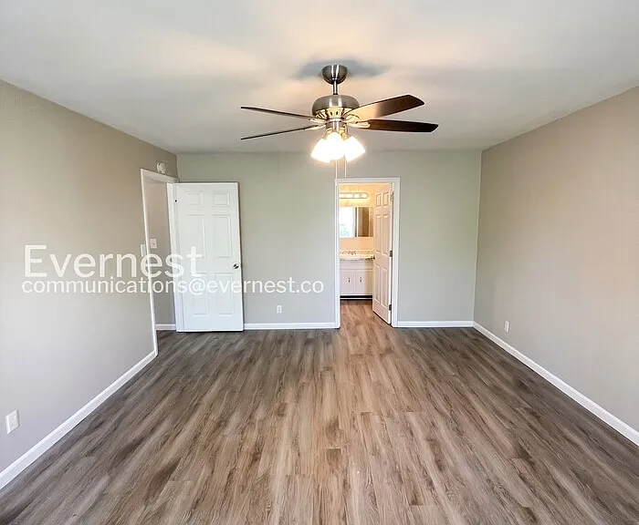 901 Cimarron Ct — Photo 11