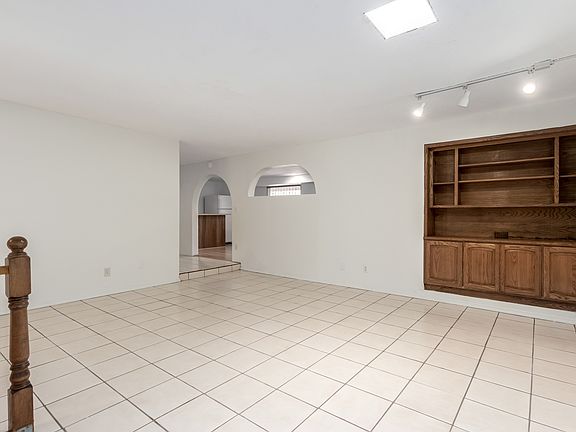 5th image of 1208 N Avenida Jeanine