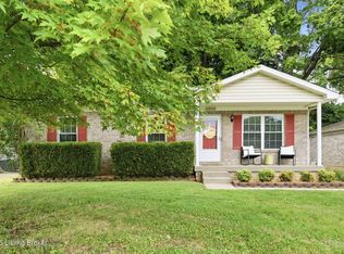 10200 Arbor Oak Dr, Louisville, KY 40229