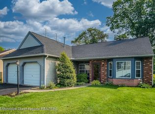 32 Mount Run, Tinton Falls, NJ 07753