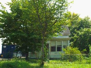 403 W Montrose St, Vineland, NJ 08360