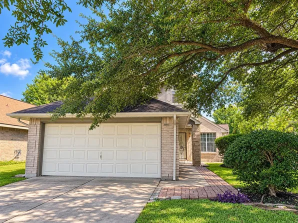 8619 Grand Knolls Dr, Houston, TX 77083