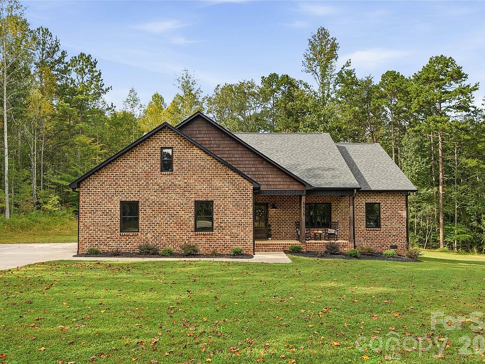 1st image of 5615 Lou Ln