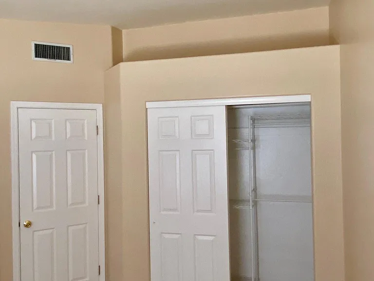 3041 E Loretta Dr — Photo 26