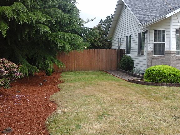 Side Yard w/ Landscaping