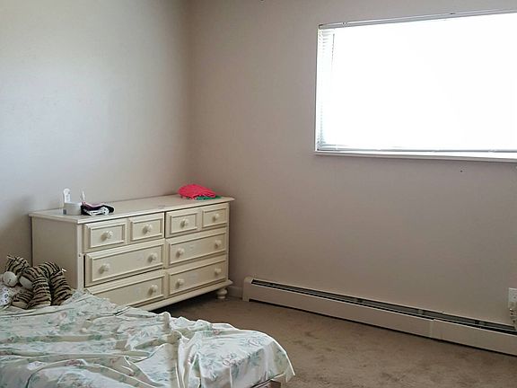 2nd image of 703 37th Ave APT 3