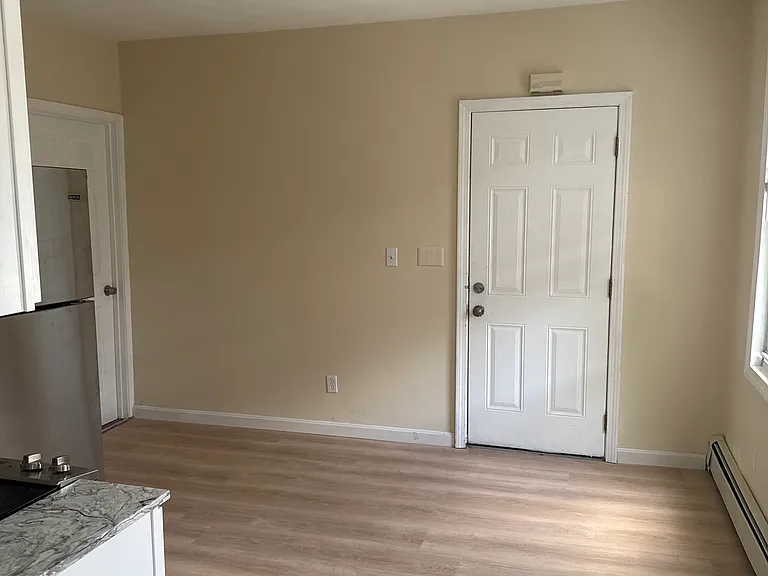 707 Douglas Ave #2 — Photo 15