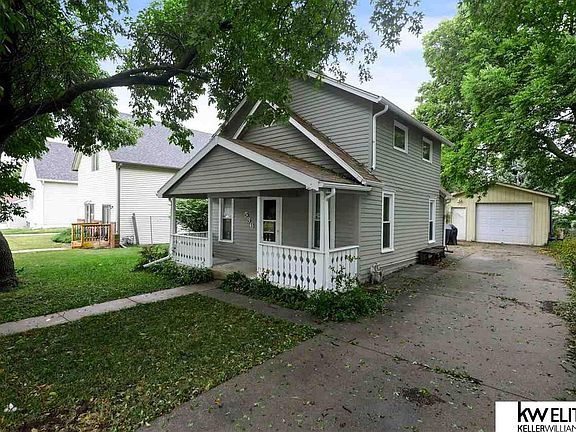 2nd image of 536 Langdon Ave