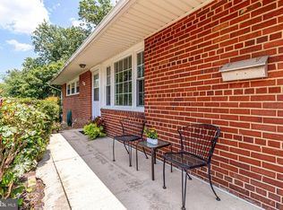 5405 Clifton St, Springfield, VA 22151