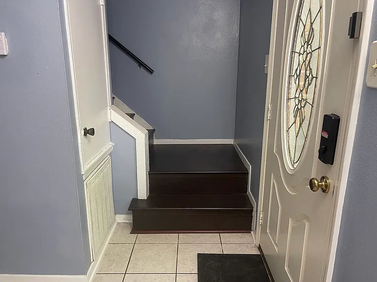 8325 La Roche Ln — Photo 1
