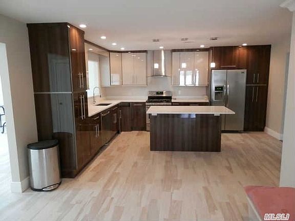 2nd image of 180 Hamilton Ave