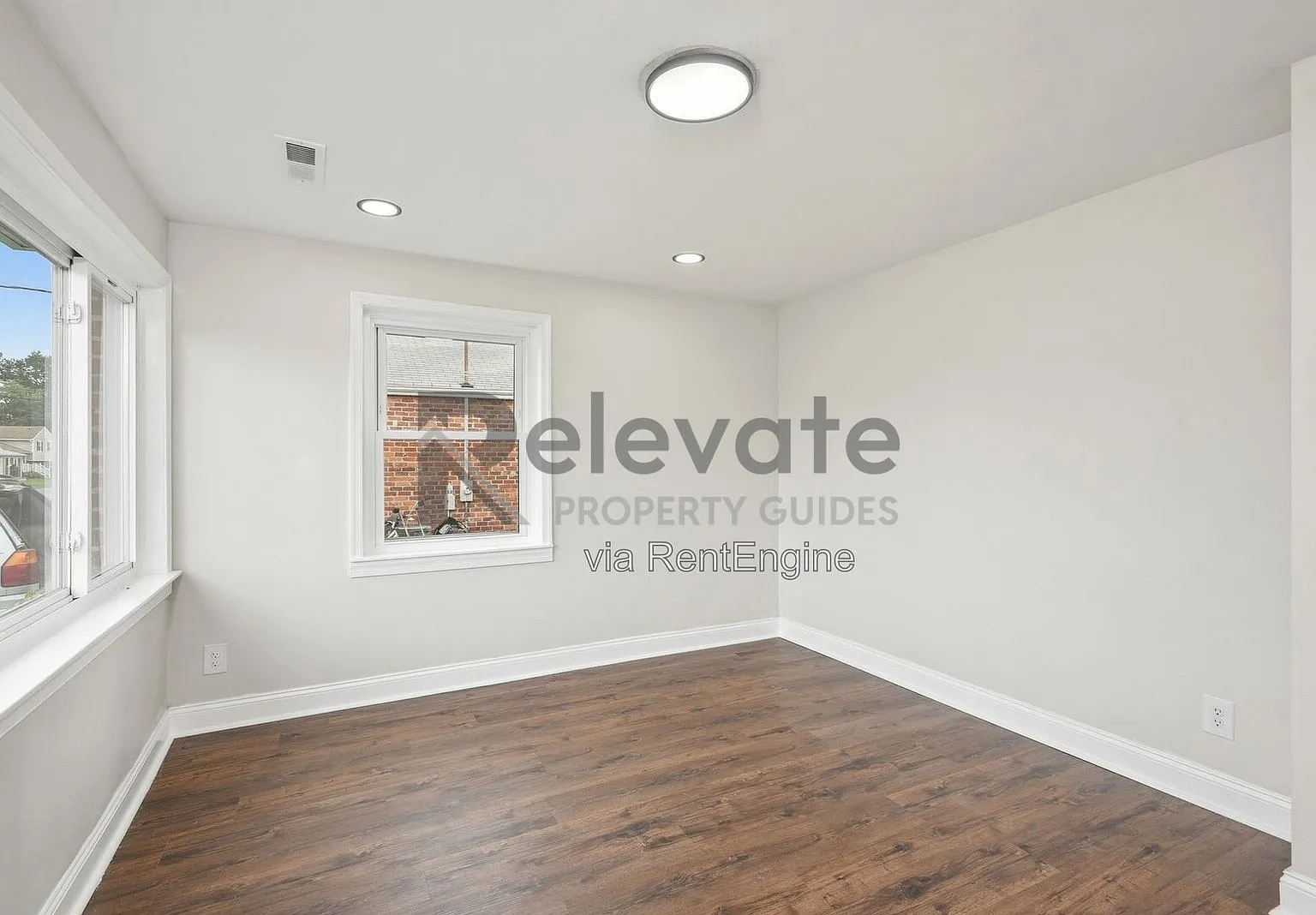 3 bed, 2.0 bath, 1000 sqft, $1,700 — Photo 2