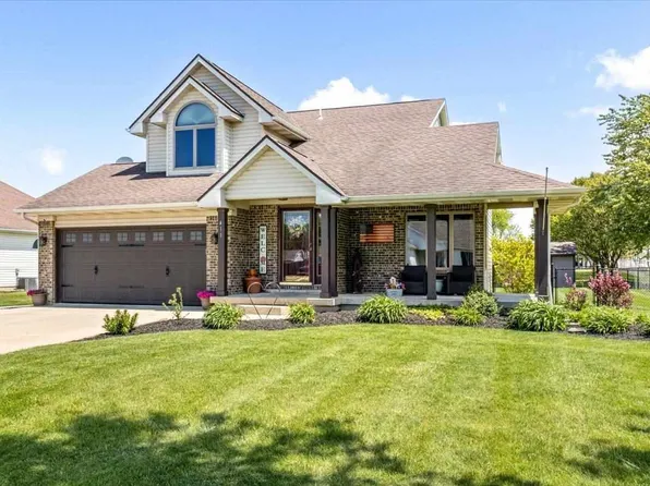 411 Maryland St, Parker City, IN 47368