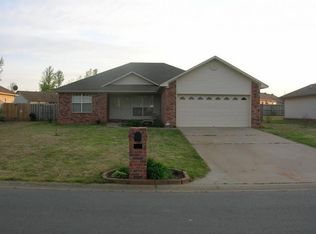 25 Applewood Dr, Cabot, AR 72023