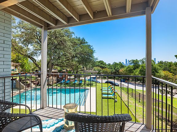 2nd image of 1300 Spyglass Dr #5-489