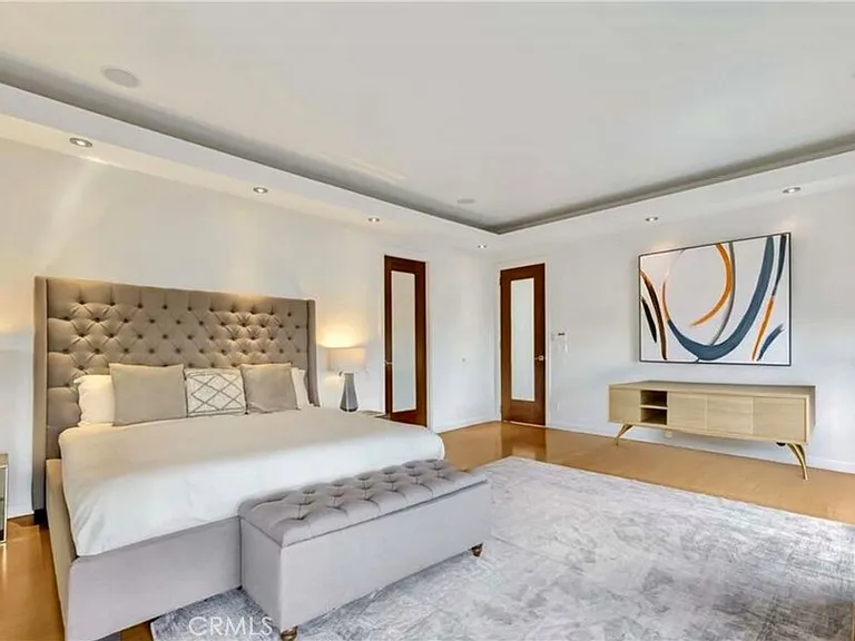 8835 Evanview Dr — Photo 15