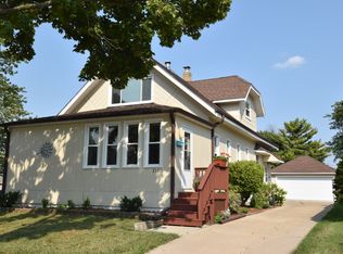 2572 S 69th St, Milwaukee, WI 53219