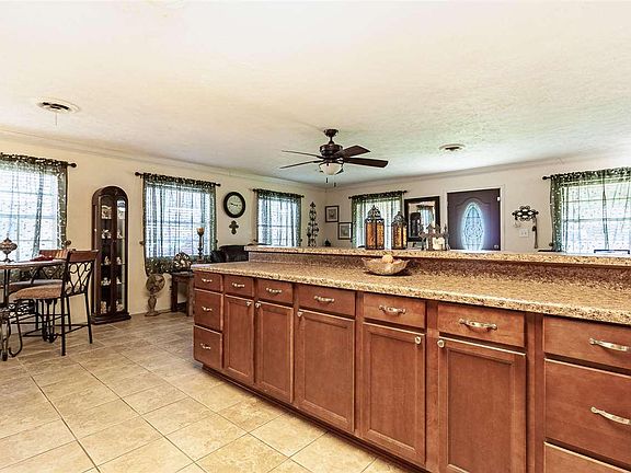 5th image of 2796 Gaylynn Dr