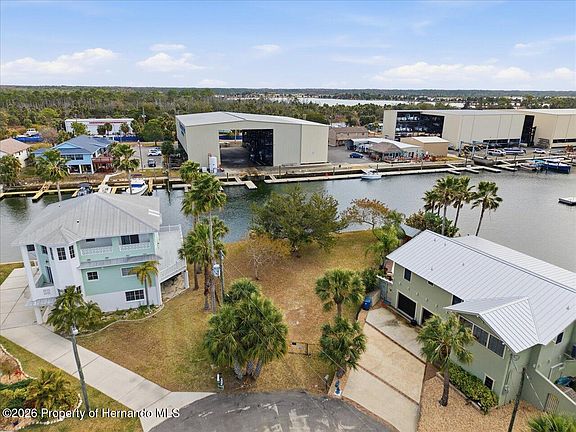 3rd image of 4064 Casa Ct