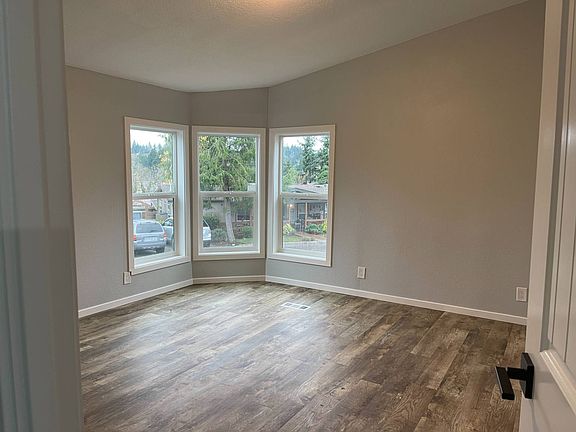5th image of 16281 SE Hearthwood Dr #14