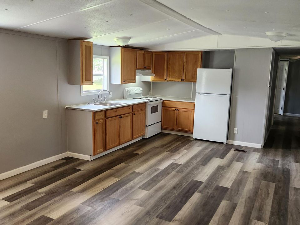 126 Grace Park Beulaville, NC, 28518 Apartments for Rent Zillow