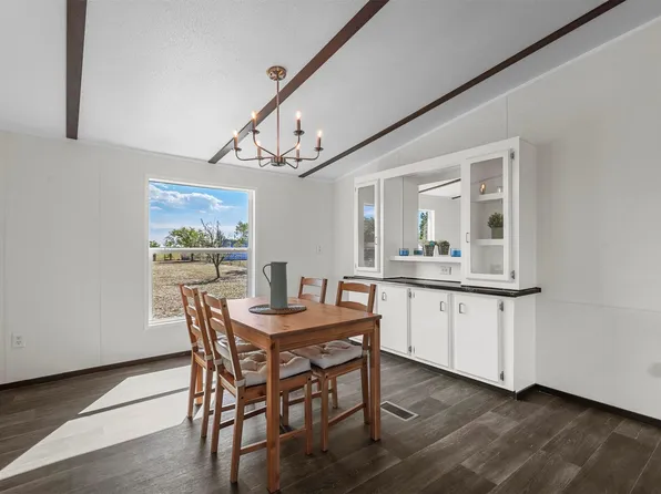 8548 Jeanes Ln, Alvarado, TX 76009