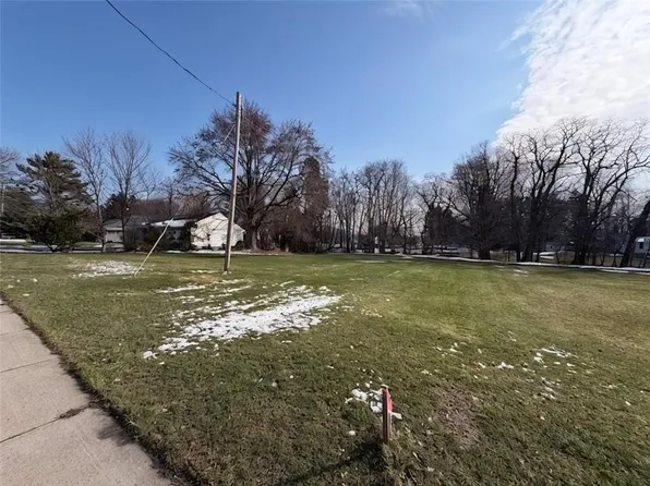 1006 Long Pond Rd, Rochester, NY 14626