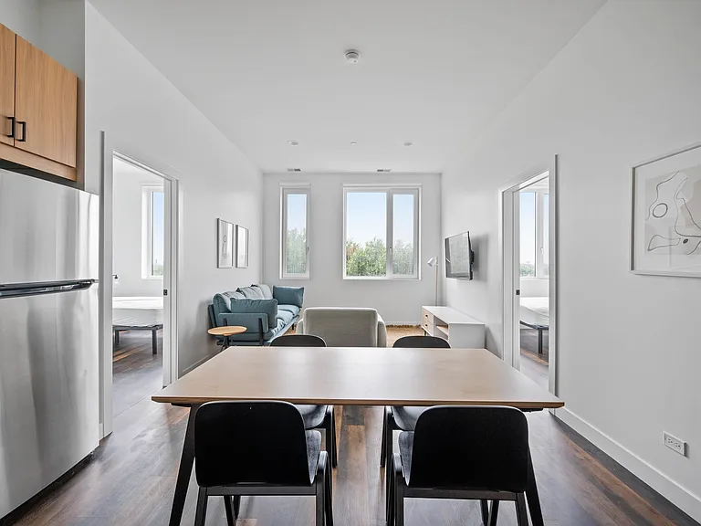 McCormick CoLiving — Photo 8