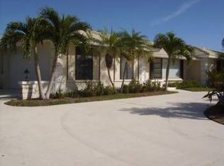 1180 Emerald Ln, Singer Island, FL 33404