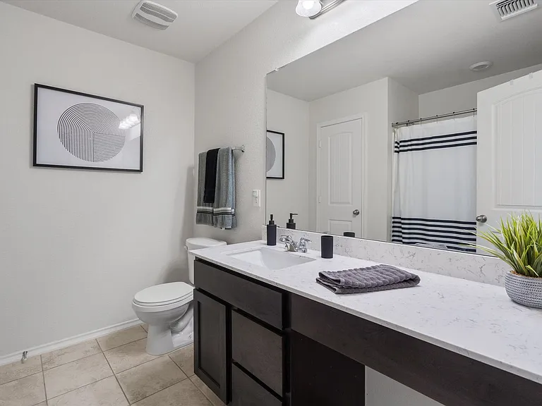 1208 Ravenside Cv — Photo 30