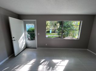 3225 E Riverside Dr APT 63-F, Fort Myers, FL 33916