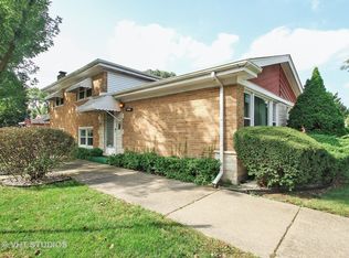 6360 N Lowell Ave, Chicago, IL 60646