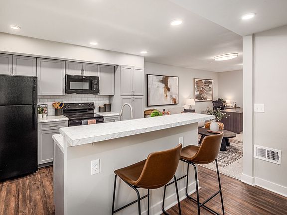 2nd image of 2990 Maryland Ave #265D
