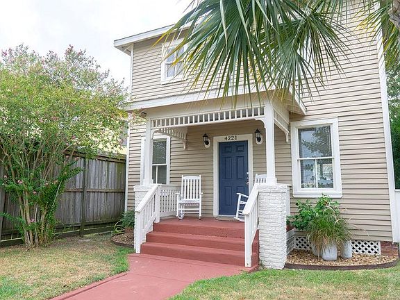 4th image of 4221 Avenue N 1/2